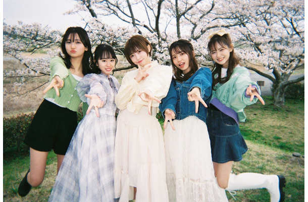 新アイドルグループ「ワタシズム」、本日28日結成！デビュー曲「君と春に咲く」配信開始＆MVも公開
